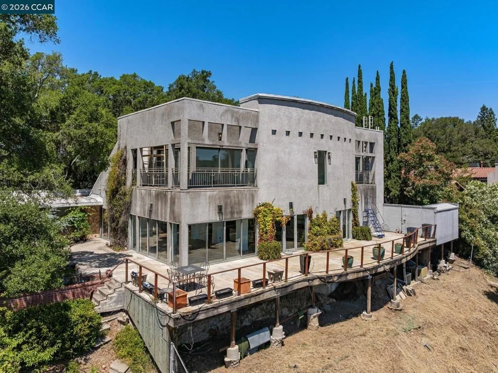 Unit for sale at 5 Oak Flat Road, Orinda, CA 94563-1922
