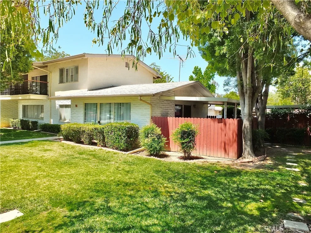 Unit for sale at 111 N Center, Redlands, CA 92373