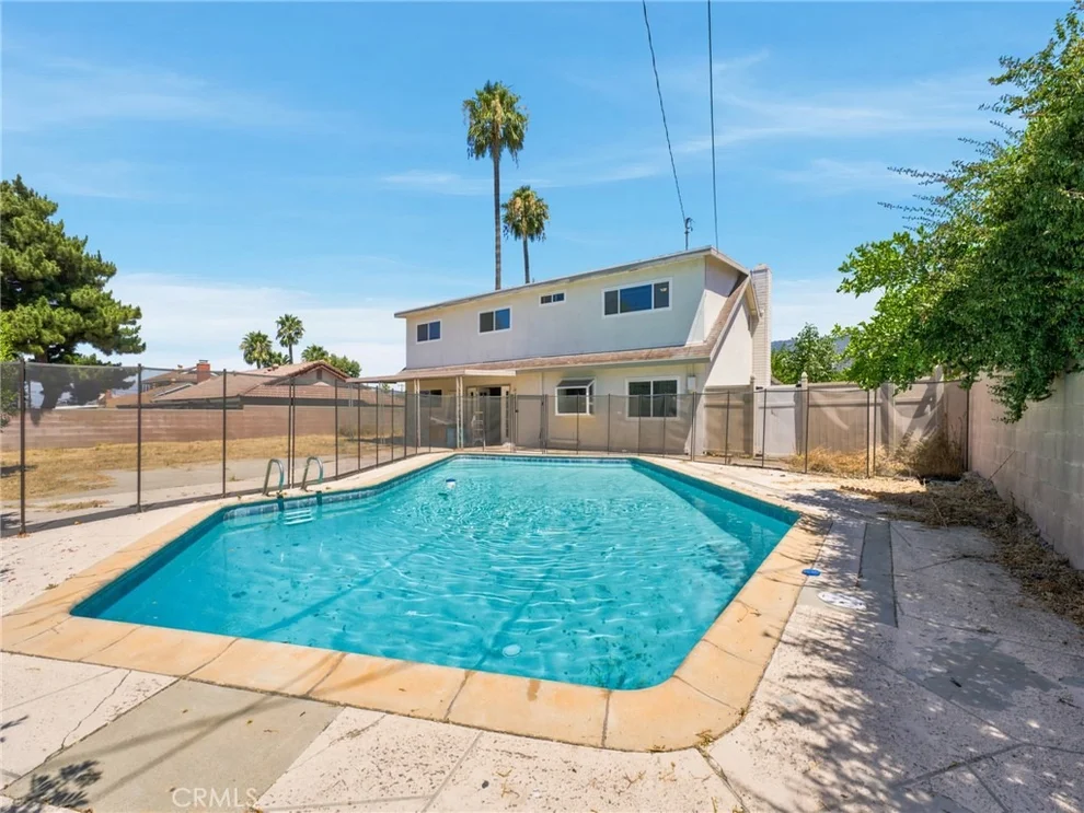 Unit for sale at 25815 Holly Vista Boulevard, San Bernardino, CA 92404