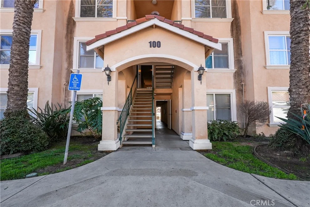 Unit for sale at 100 N River Circle, Oceanside, CA 92057