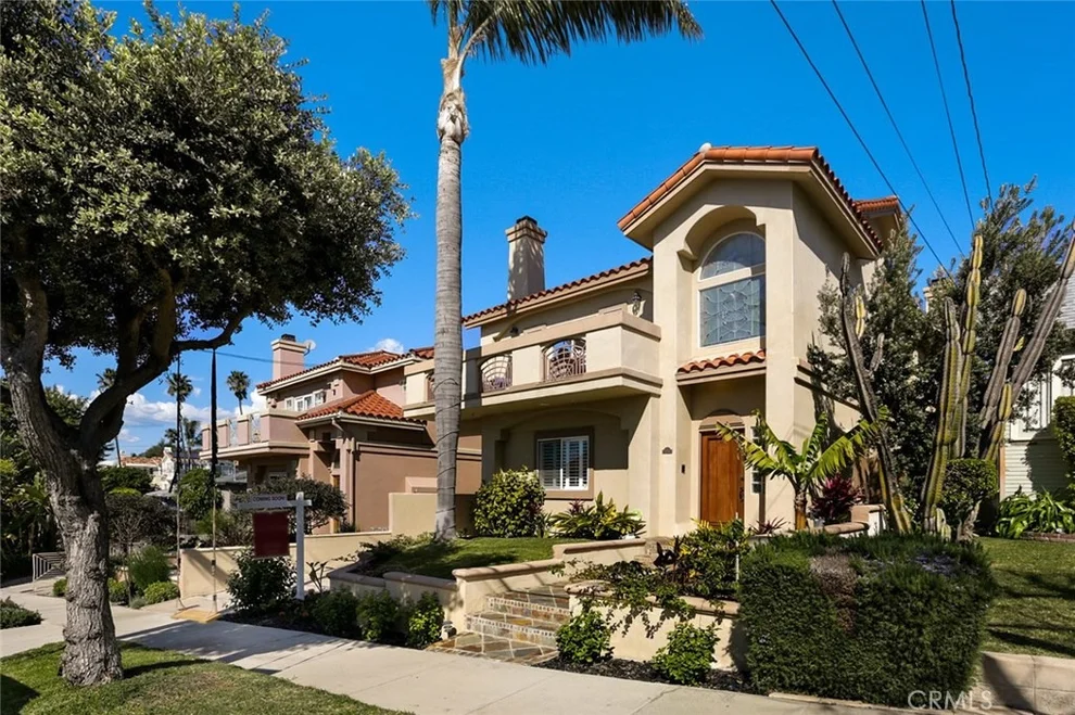 Unit for sale at 620 N Juanita Avenue, Redondo Beach, CA 90277