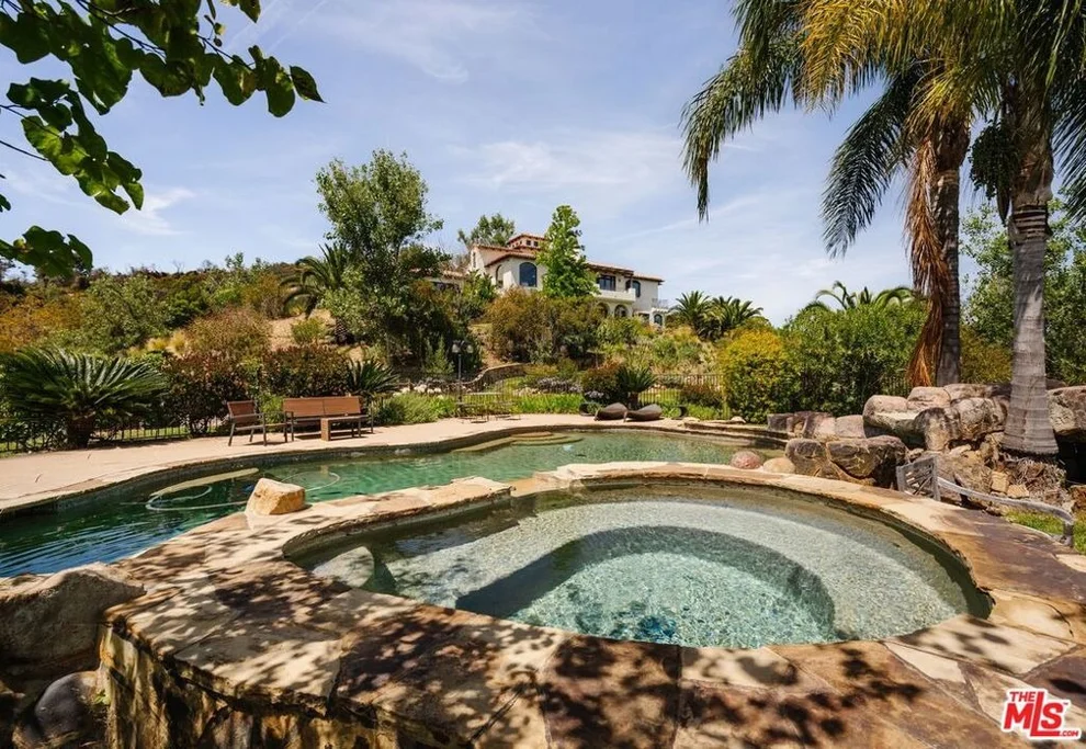 Unit for sale at 2656 Vista Del Mar Road, Topanga, CA 90290