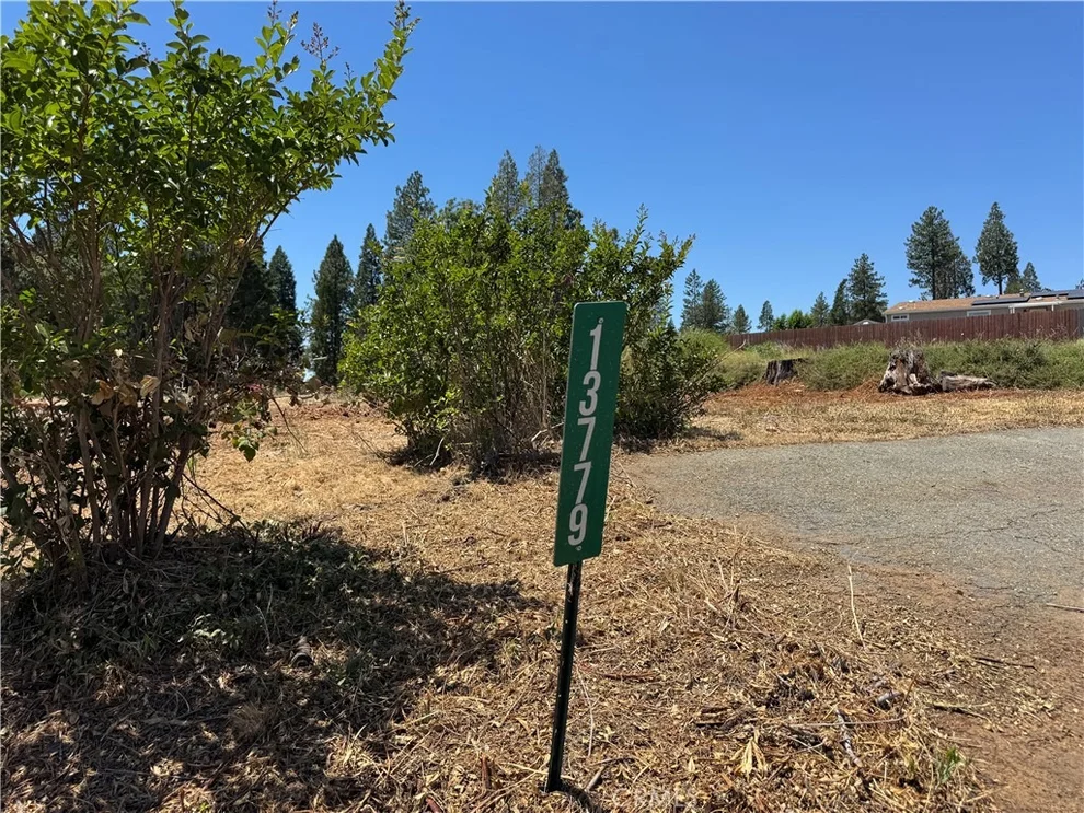 Unit for sale at 13779 S Park, Magalia, CA 95954