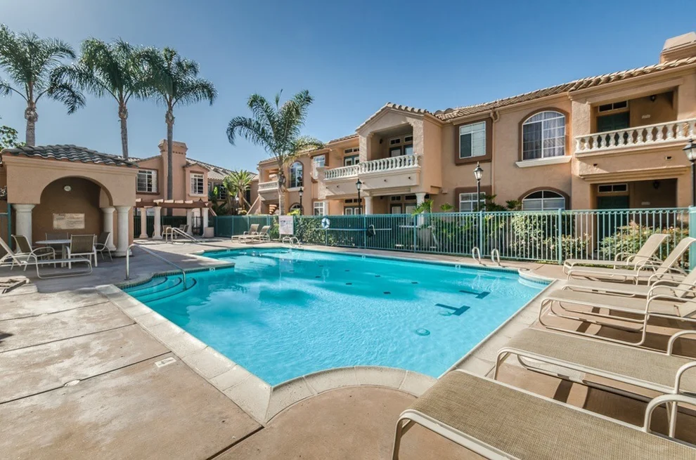 Unit for sale at 3567 Cameo Dr, Oceanside, CA 92056