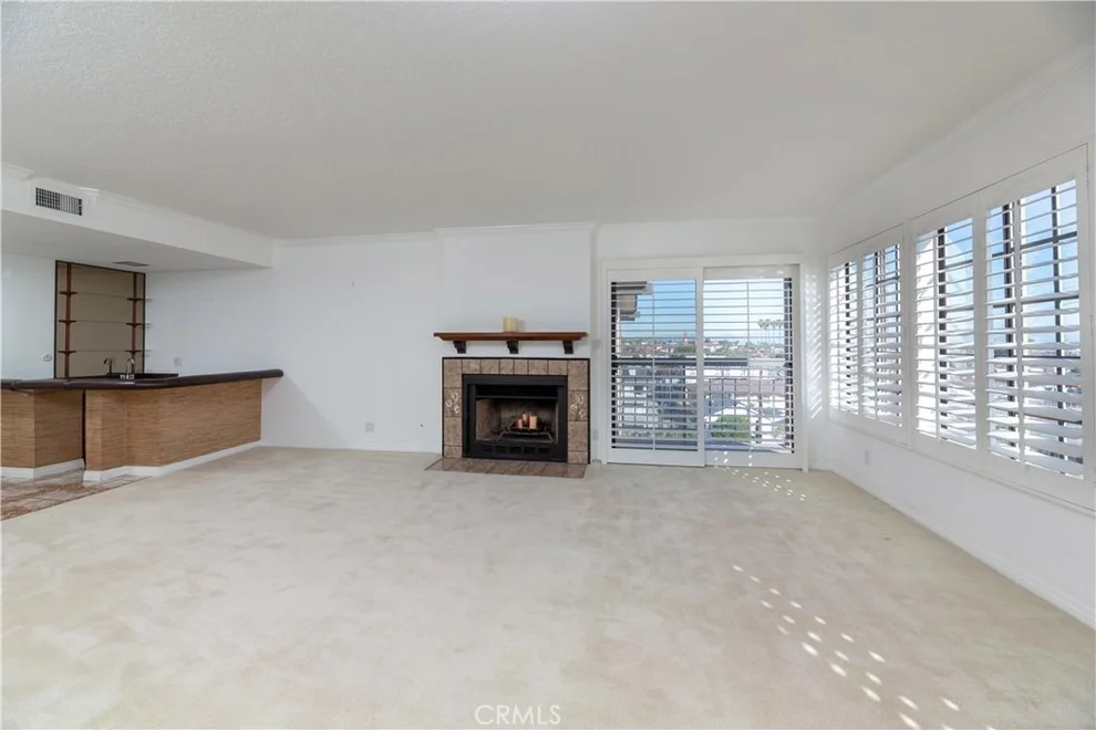 Unit for sale at 935 W 13th Street, San Pedro, CA 90731