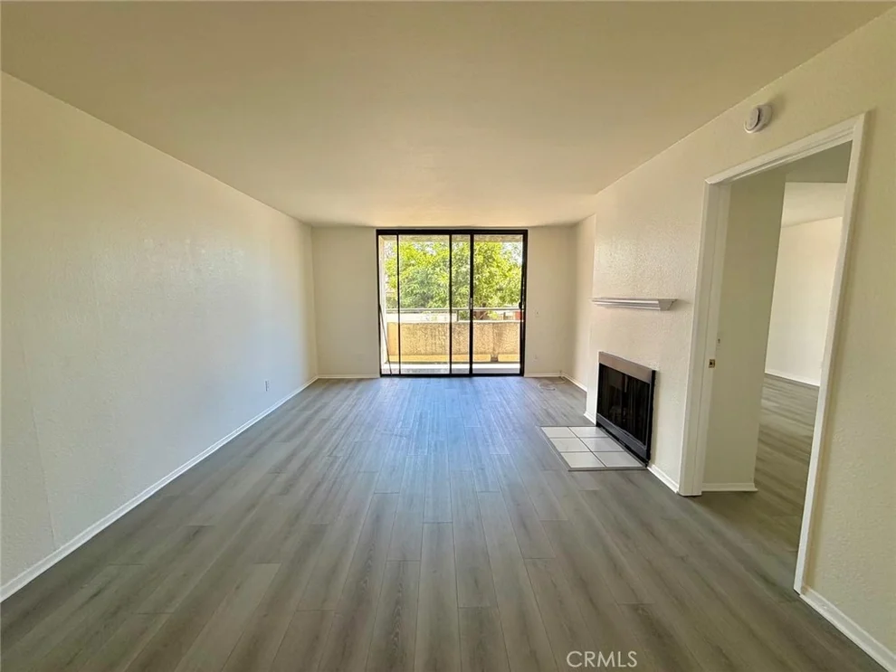 Unit for sale at 1237 E 6th Street, Long Beach, CA 90802