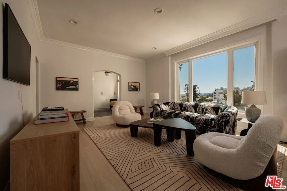 Unit for sale at 1424 N Crescent Heights Boulevard, West Hollywood, CA 90046
