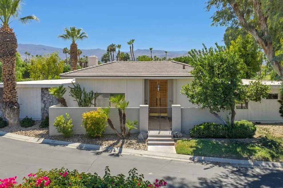 Unit for sale at 74984 S Chateau Circle, Indian Wells, CA 92210