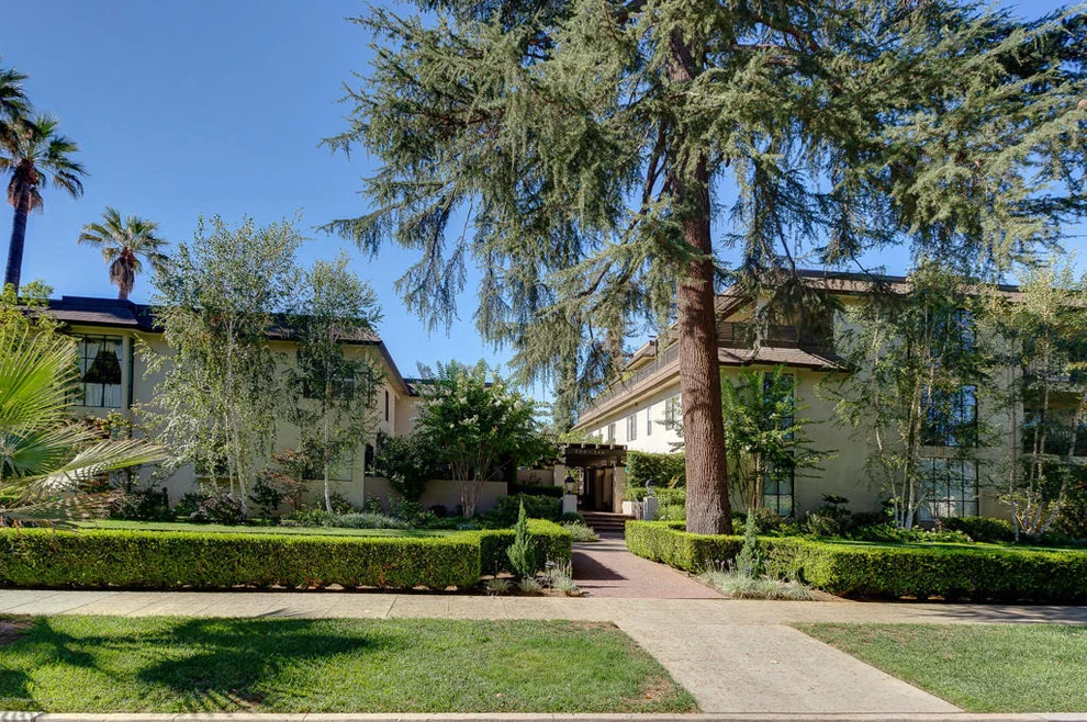Unit for sale at 362 W Bellevue Drive, Pasadena, CA 91105