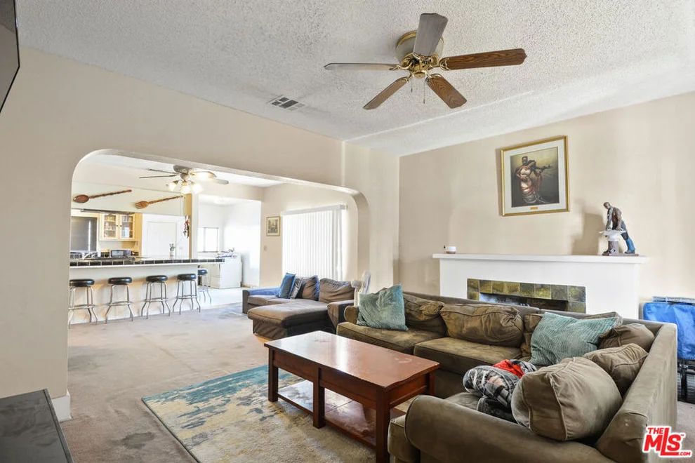 Unit for sale at 1345 W 54th Street, Los Angeles, CA 90037