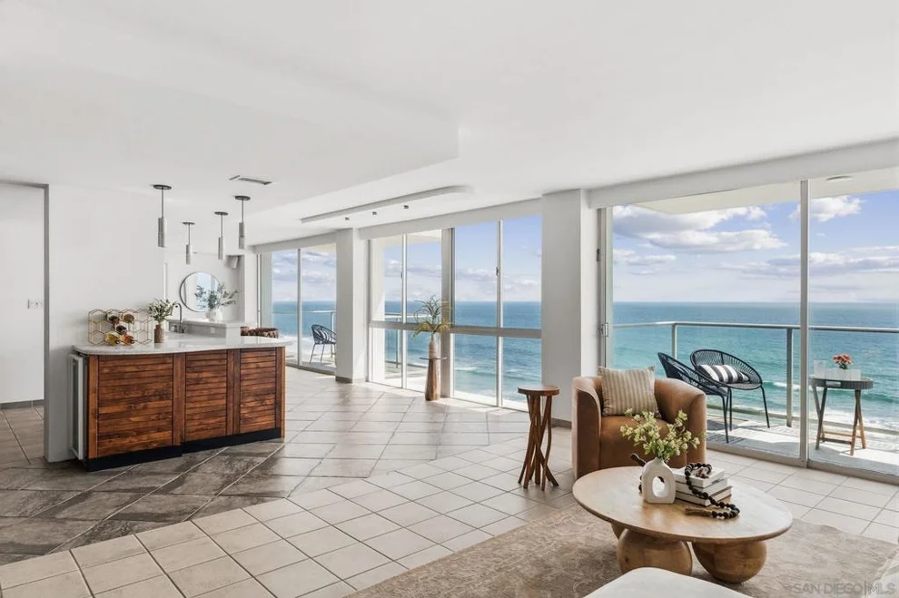 Unit for sale at 1830 Avenida Del Mundo, Coronado, CA 92118