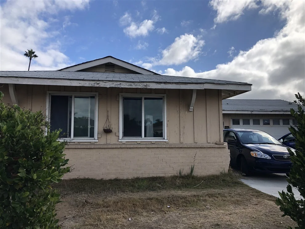 Unit for sale at 3369 Geddes Dr, San Diego, CA 92117