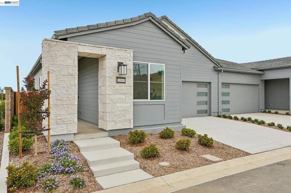 Unit for sale at 1095 Riverbend Drive, Brentwood, CA 94513