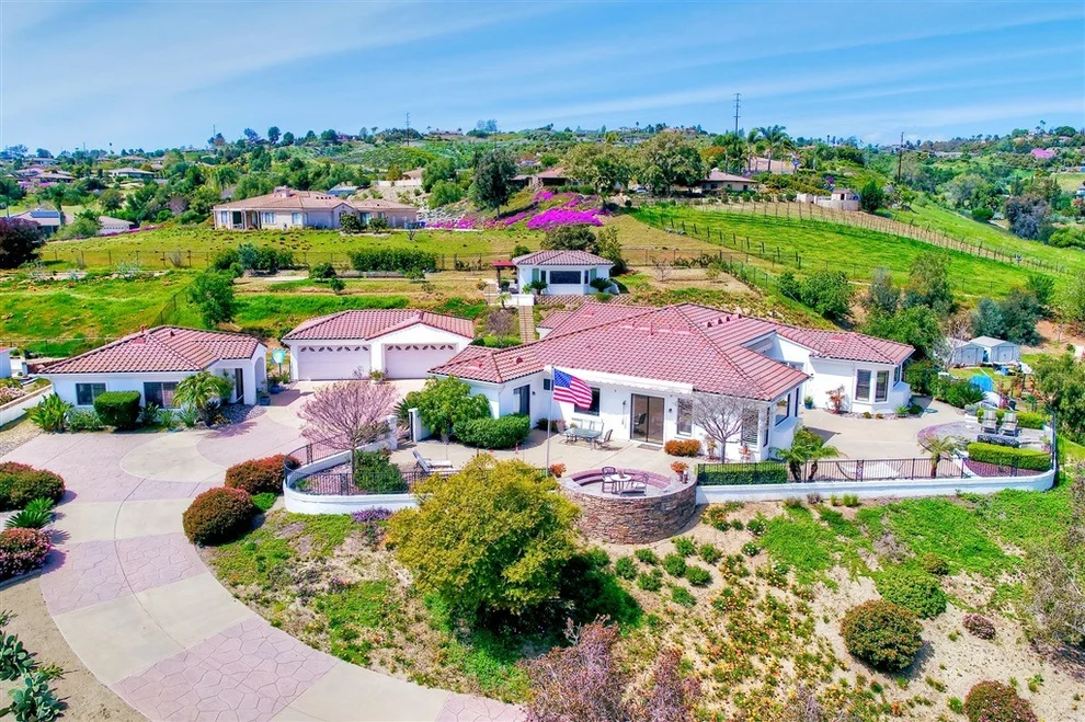 Unit for sale at 3111 Knottwood Way, Fallbrook, CA 92028