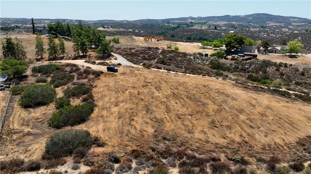 Unit for sale at 39365 Calle Breve, Temecula, CA 92592