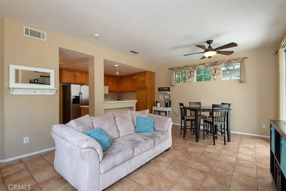 Unit for sale at 328 Cron Way, Placentia, CA 92870