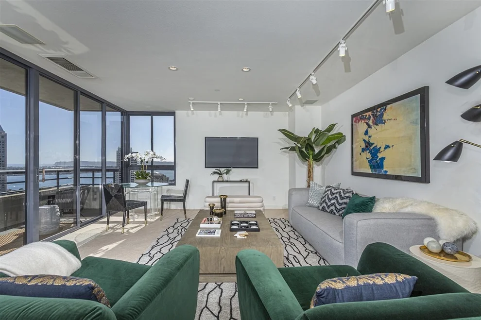 Unit for sale at 700 Front, San Diego, CA 92101