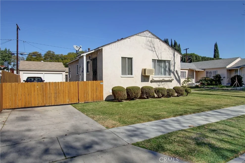 Unit for sale at 141 E Home Street, Long Beach, CA 90805