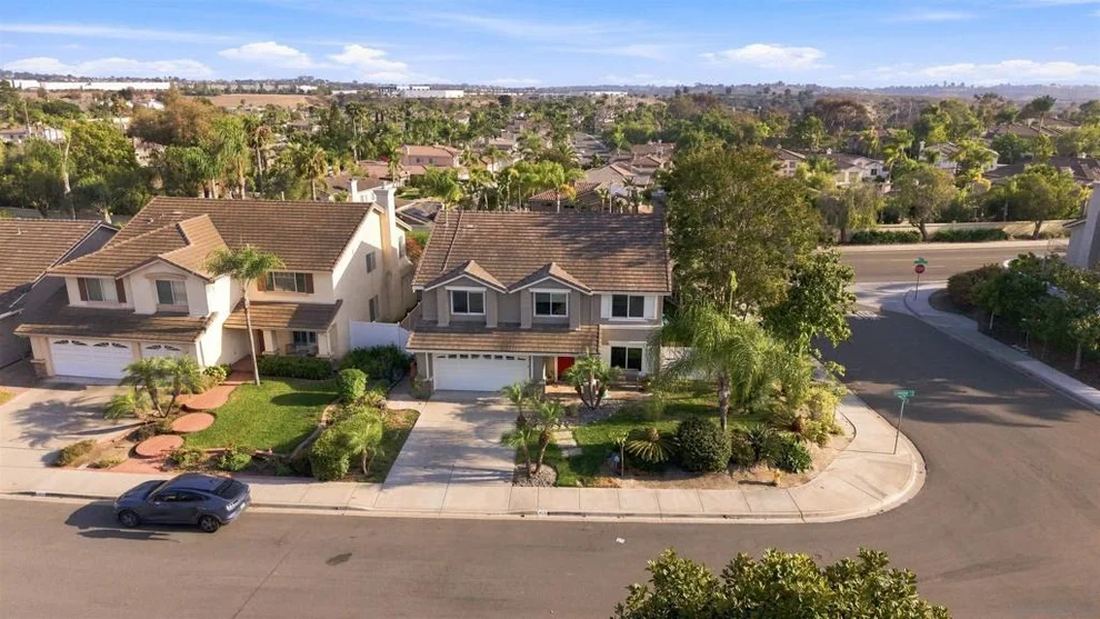Unit for sale at 413 Lexington, Oceanside, CA 92057