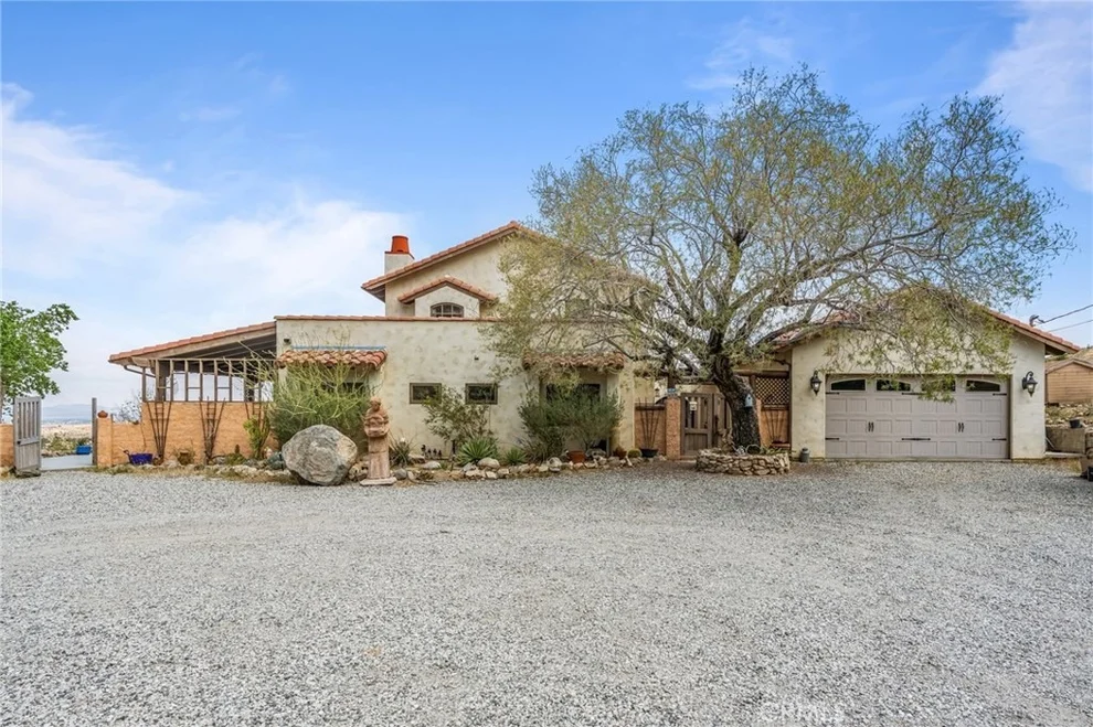 Unit for sale at 9075 Mesa Vista Street, Apple Valley, CA 92308