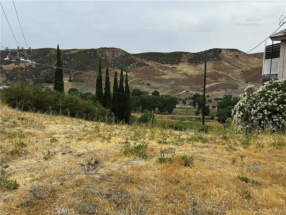 Unit for sale at 0 Flintstone Dr Drive, Lake Elizabeth, CA 93532