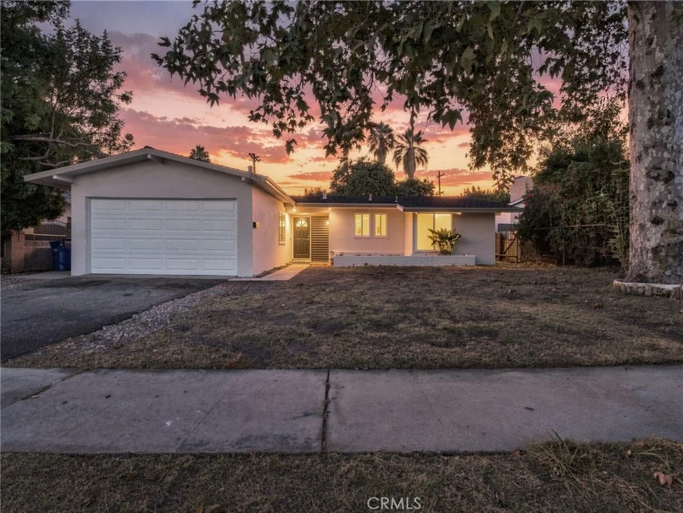 Unit for sale at 7735 Zelzah Avenue, Reseda, CA 91335