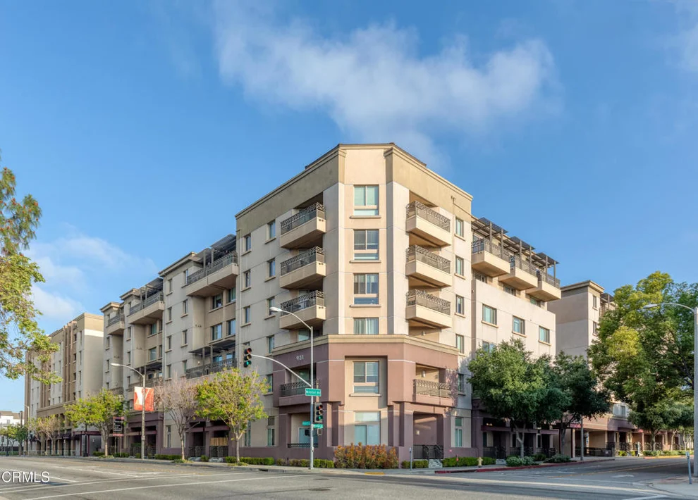 Unit for sale at 931 E Walnut Street, Pasadena, CA 91106