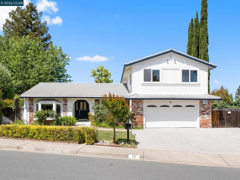 Unit for sale at 55 Regency Dr, Clayton, CA 94517