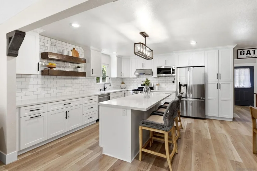 Unit for sale at 11366 Camarosa circle, San Diego, CA 92126