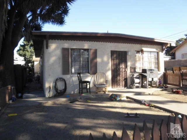 Unit for sale at 313 317 W Simpson Street, Ventura, CA 93001