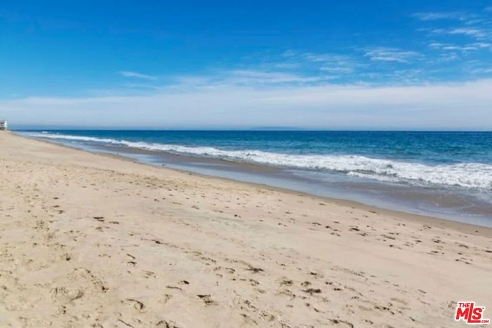 Unit for sale at 21310 Pacific Coast Highway, Malibu, CA 90265