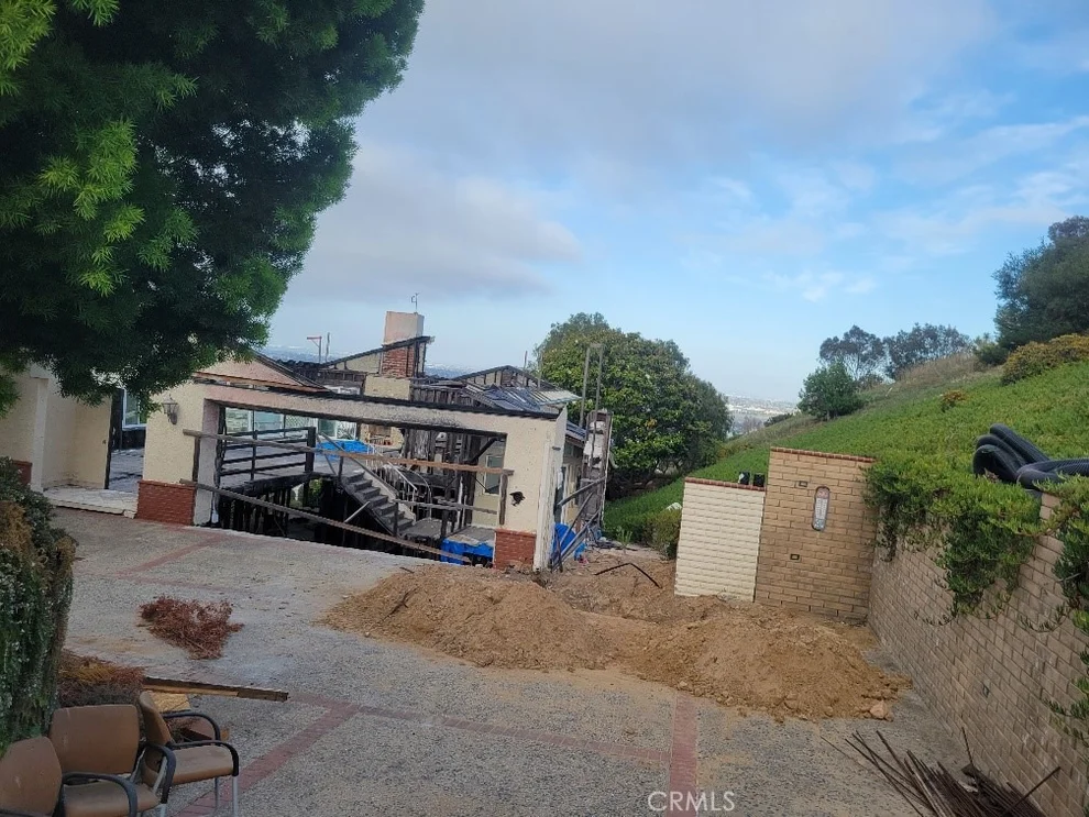 Unit for sale at 4501 Via Corona, Torrance, CA 90505