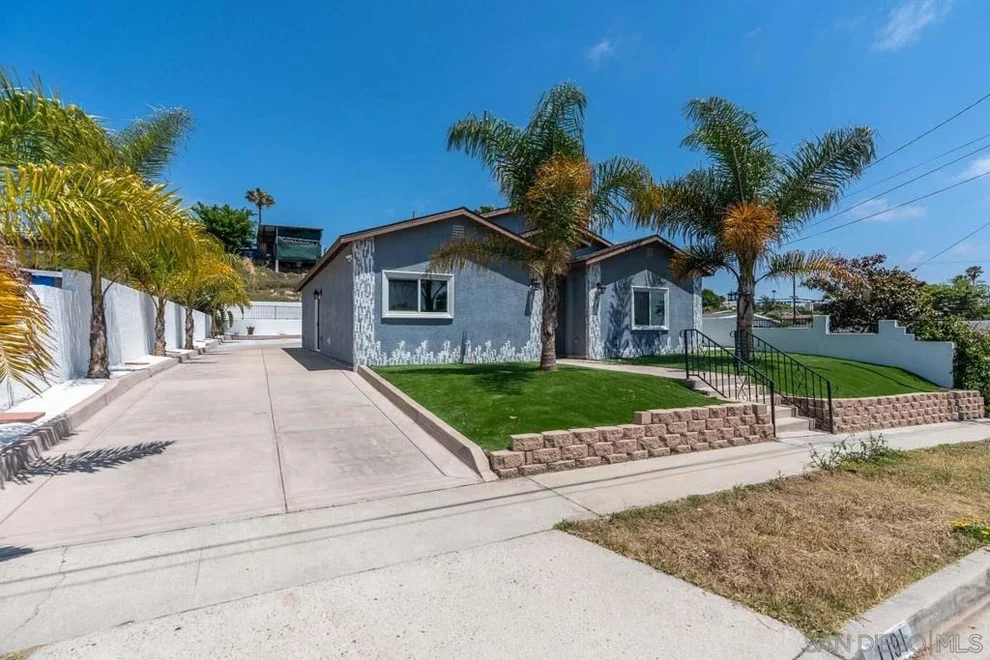 Unit for sale at 1191 Myra Ave, Chula Vista, CA 91911