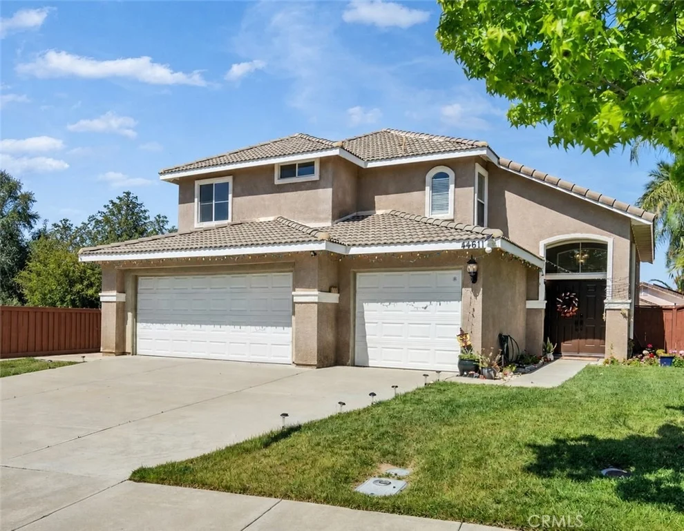 Unit for sale at 44611 Camino Gonzales, Temecula, CA 92592