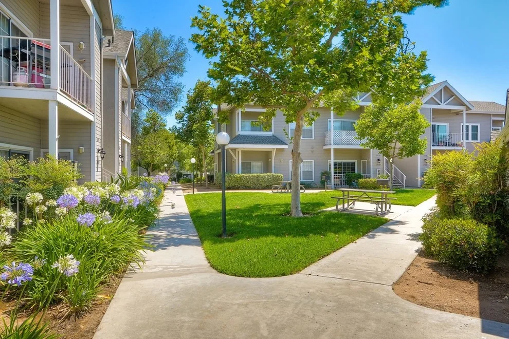 Unit for sale at 13742 Midland Rd, Poway, CA 92064