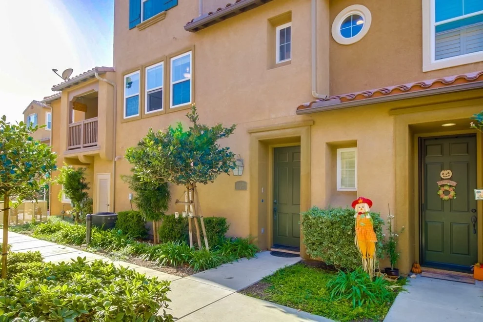 Unit for sale at 17035 Calle Trevino, San Diego, CA 92127