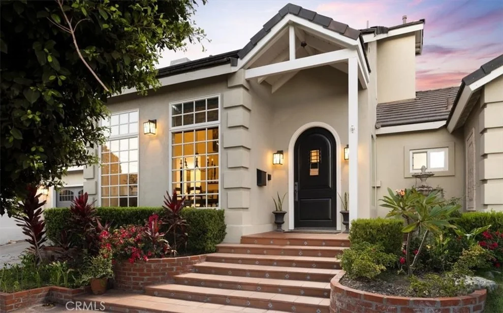 Unit for sale at 14272 Livingston, Tustin, CA 92780