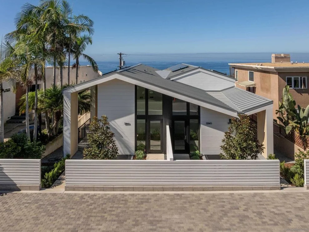 Unit for sale at 2258 Cambridge, Cardiff By The Sea, CA 92007