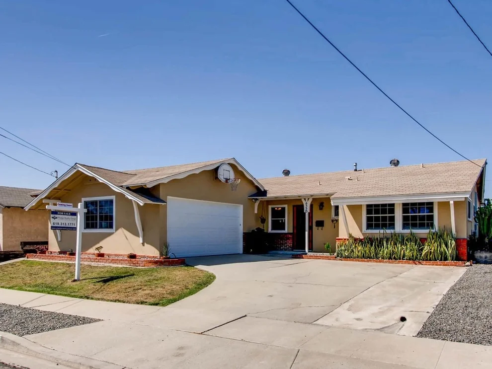 Unit for sale at 6330 Lake Arago, San Diego, CA 92119