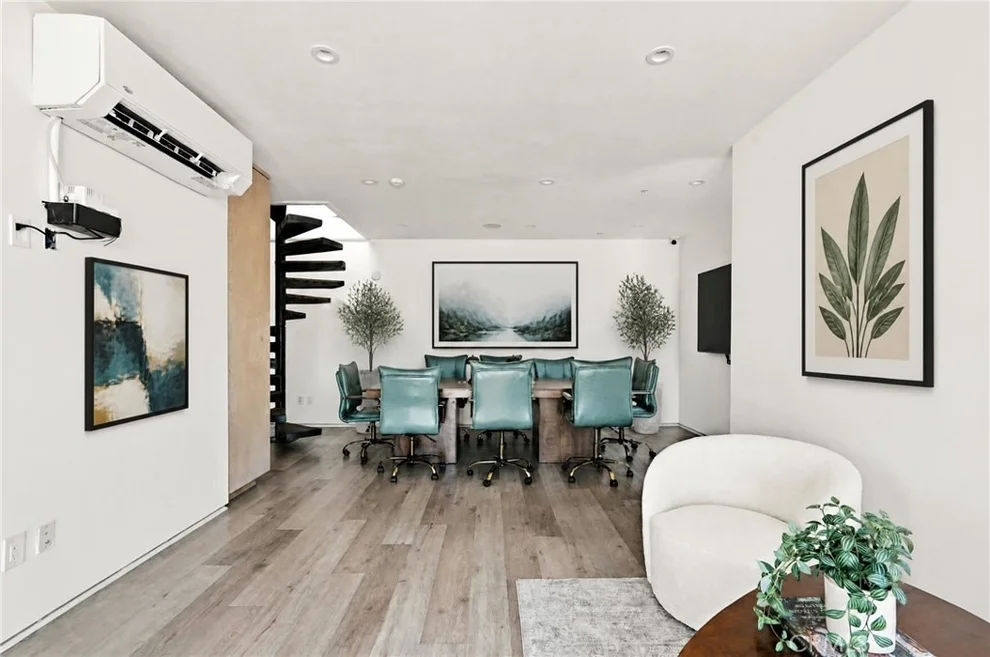 Unit for sale at 930 Manhattan Beach Boulevard, Manhattan Beach, CA 90266
