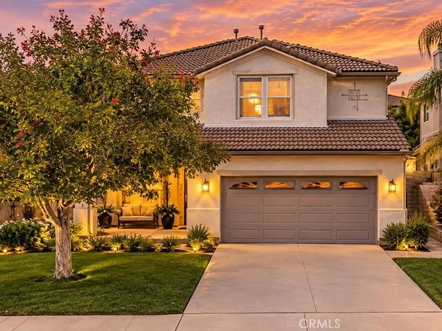 Unit for sale at 19339 Sidani Lane, Saugus, CA 91350