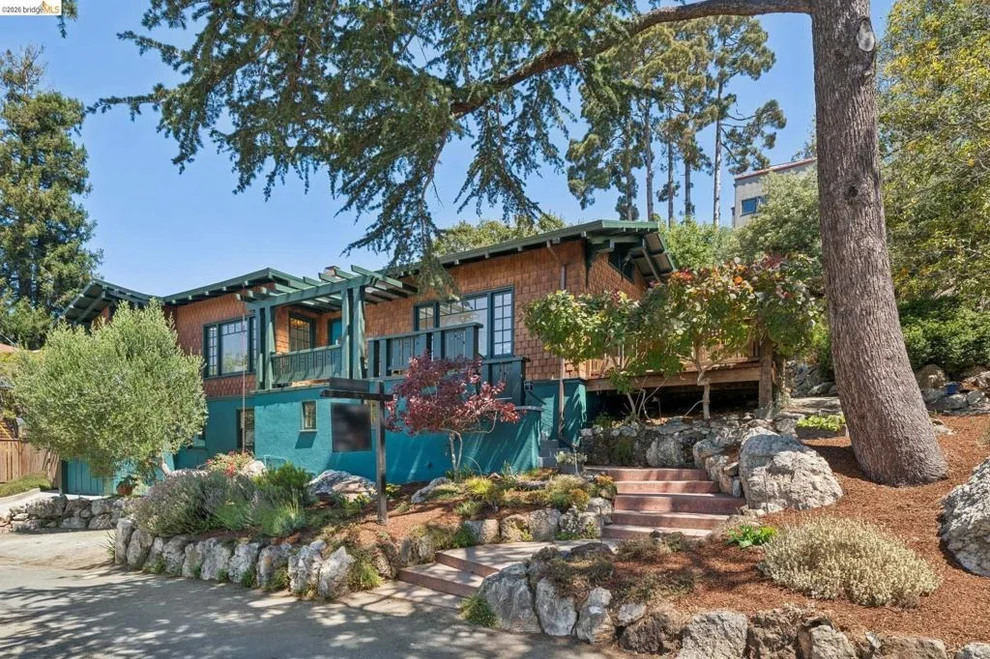 Unit for sale at 1939 San Antonio Ave, Berkeley, CA 94707