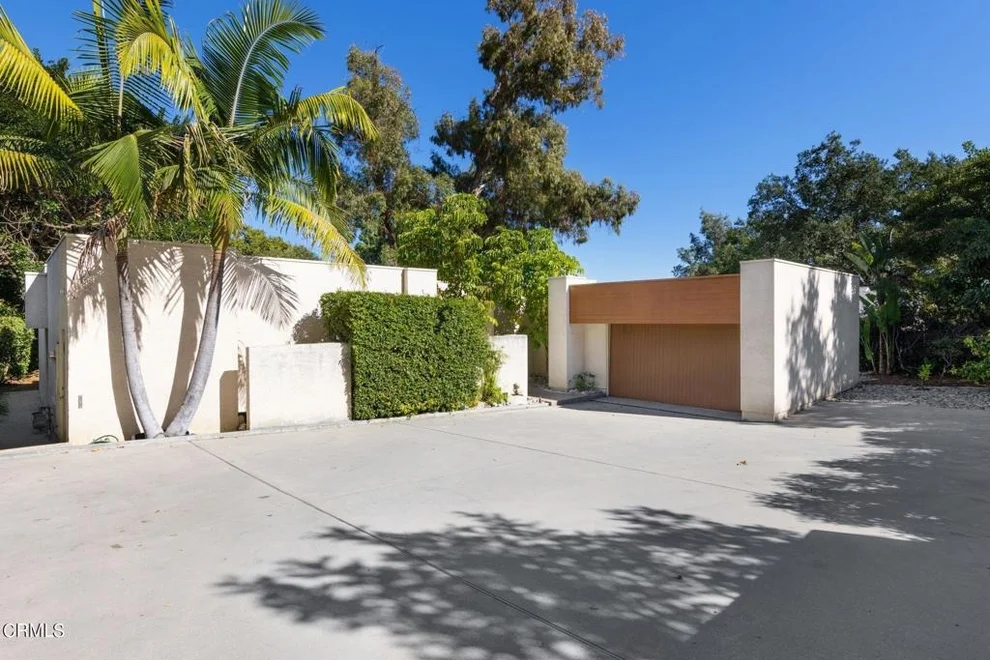 Unit for sale at 1130 Linda Vista Avenue, Pasadena, CA 91103