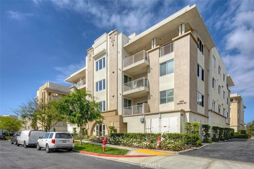Unit for sale at 13029 Central Avenue, Hawthorne, CA 90250
