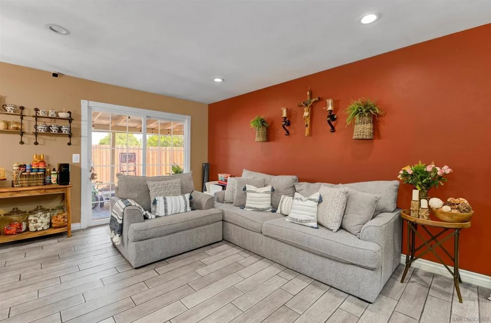 Unit for sale at 4430 Avenida Del Gado, Oceanside, CA 92057