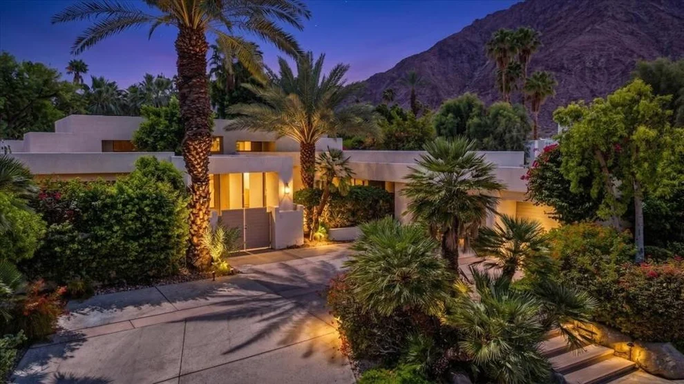 Unit for sale at 77181 Calle Flora, La Quinta, CA 92253