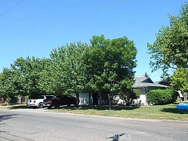 Unit for sale at 663 665 Houghton Avenue, Corning, CA 96021