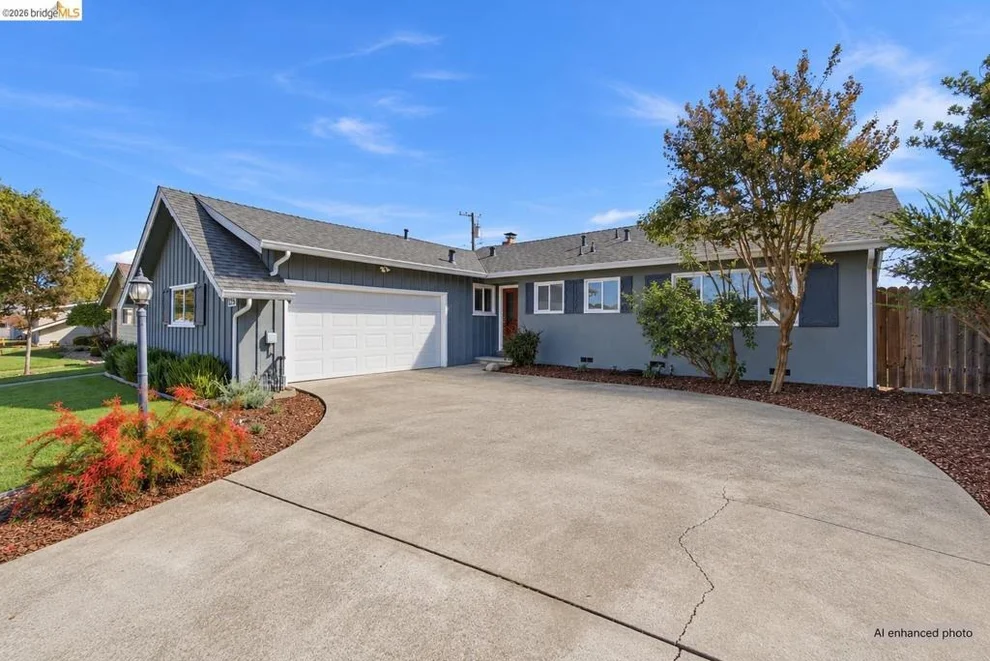 Unit for sale at 525 Cottonwood Dr, Fairfield, CA 94533