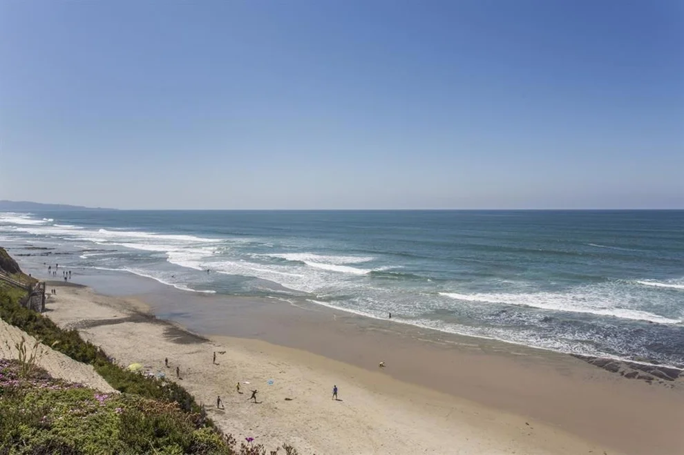 Unit for sale at 190 Del Mar Shores Ter, Solana Beach, CA 92075