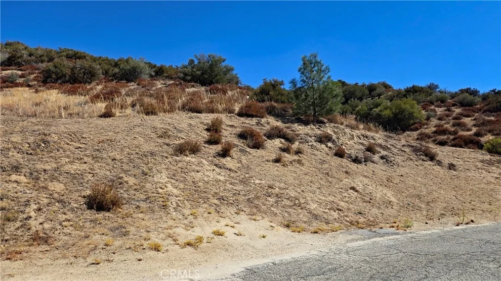 Unit for sale at 0 Sunnydale Dr vicinity Peekaboo, Lake Elizabeth, CA 93532